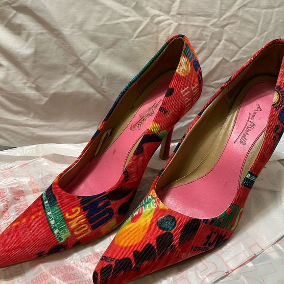 Multi- colored Pump - Picture 7 of 7